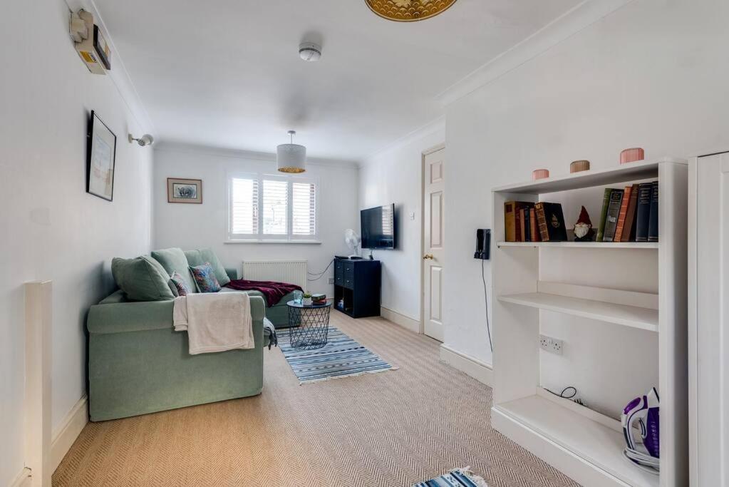 Cosy 2-bedroom Haven In Picturesque Headington