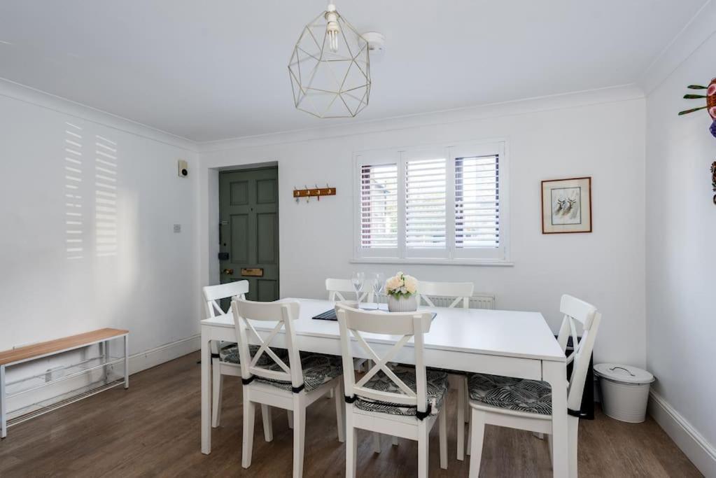 Casa vacanze Cosy 2-bedroom Haven In Picturesque Headington